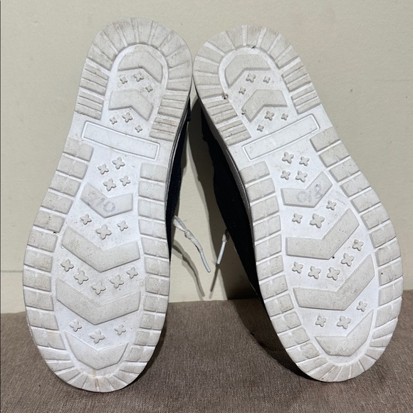 Source Unknown Floral Patterned Women Shoes  Black and Multicolor - Picture 2 of 5